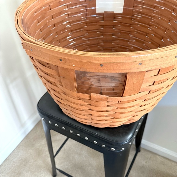 Longaberger 1987 Storage Brown Woven Basket With Liner - Picture 10 of 10